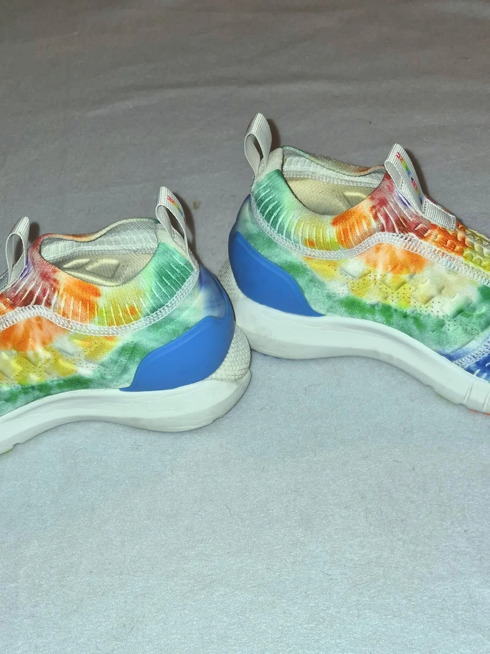 Under Armour HOVR Phantom Slip Sneakers Size 9 Rainbow Tie Dye